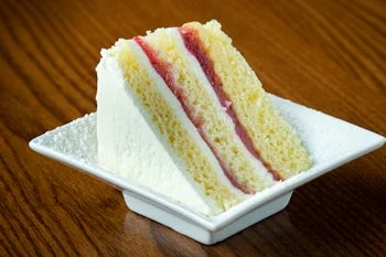 Strawberry Cream Cake Petite Treat